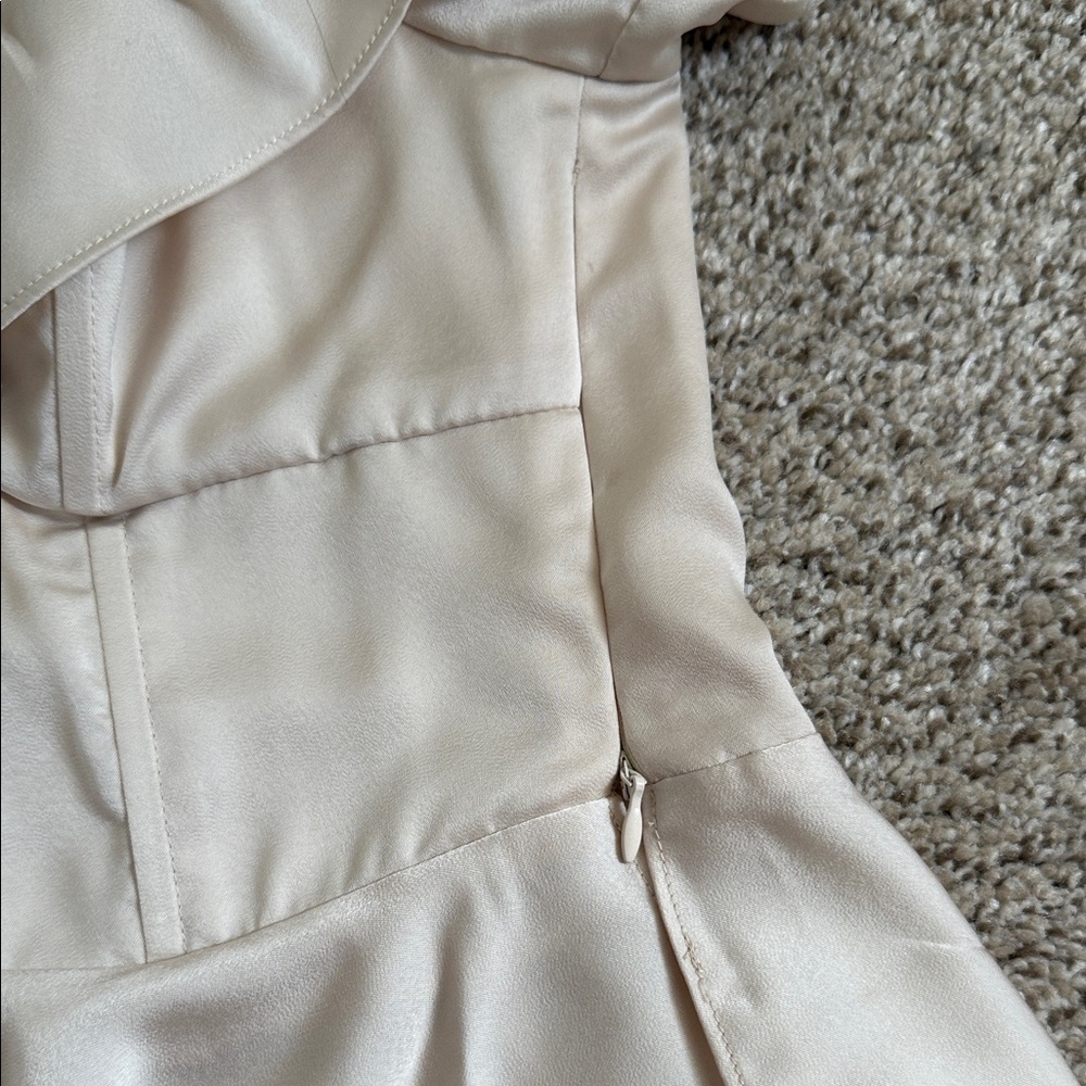 Cream Ruffled Top - Picture 3 of 5